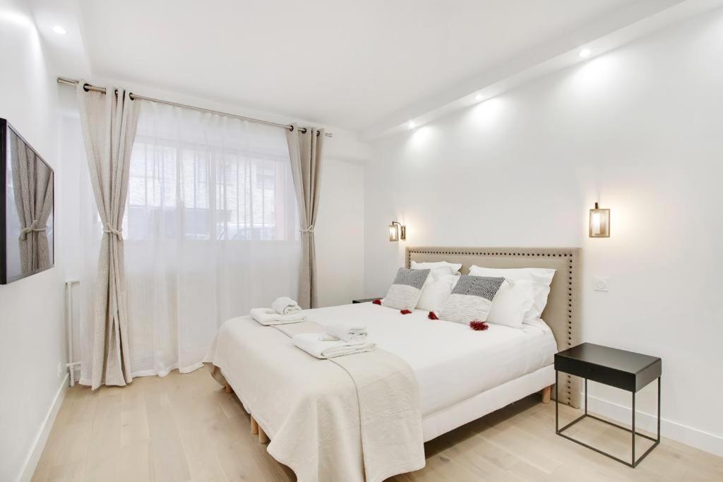 Trocadero/ Eiffel Tower - 3 Bedrooms- All New! Paryż Zewnętrze zdjęcie